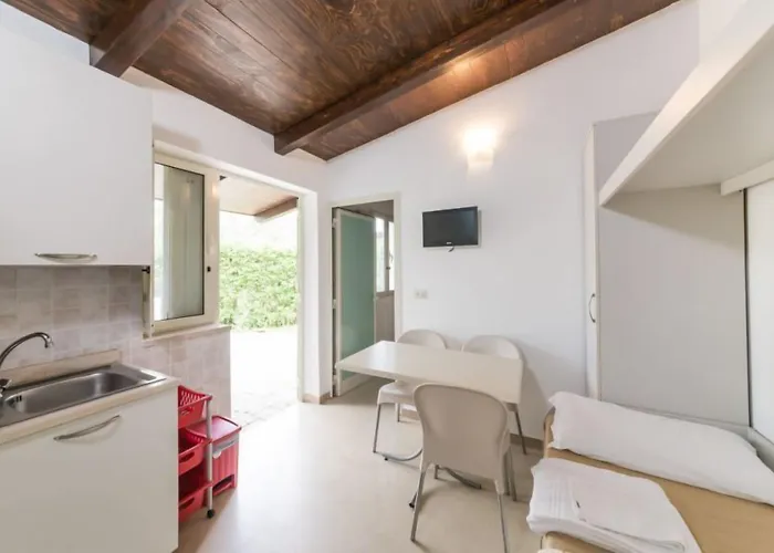 Nicolaus Club Alimini Smile 公寓式酒店 3*