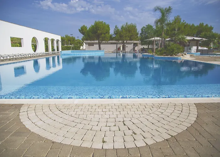 Apart Otel Nicolaus Club Alimini Smile Otranto