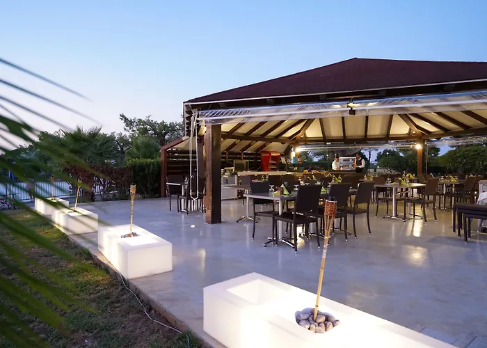 Apart Otel Nicolaus Club Alimini Smile